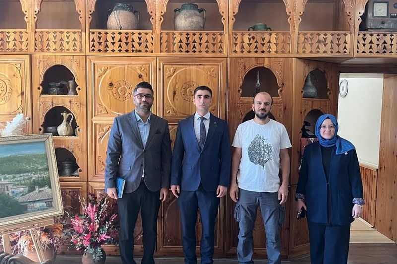 Yüksekokul Müdürümüzün Kaymakam Ziyareti Yüksekokul Müdürümüzün Kaymakam Ziyareti