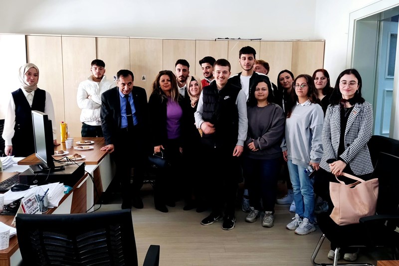 Vergi Haftası Kapsamında Akseki Mal Müdürlüğüne Ziyaret Vergi Haftası Kapsamında Akseki Mal Müdürlüğüne Ziyaret